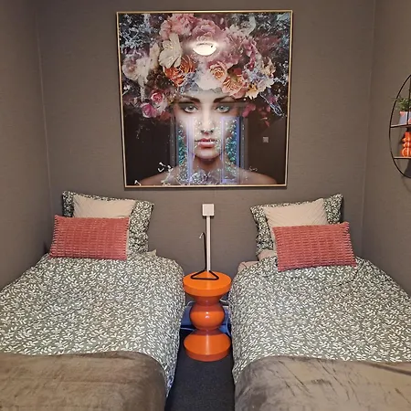 Heerlijk Boshuisje Bosnest De Vink Met Privetuin Nabij Veluwepark Prázdninový dům *