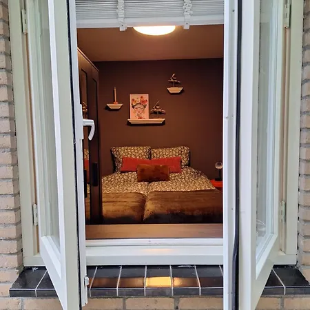 Heerlijk Boshuisje Bosnest De Vink Met Privetuin Nabij Veluwepark Prázdninový dům *