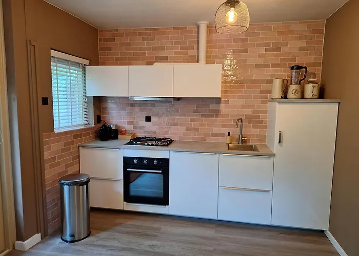 Heerlijk Boshuisje Bosnest De Vink Met Privetuin Nabij Veluwepark Otterlo