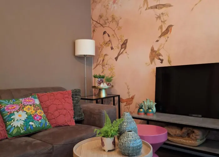 Semesterbostad Heerlijk Boshuisje Bosnest De Vink Met Privetuin Nabij Veluwepark *